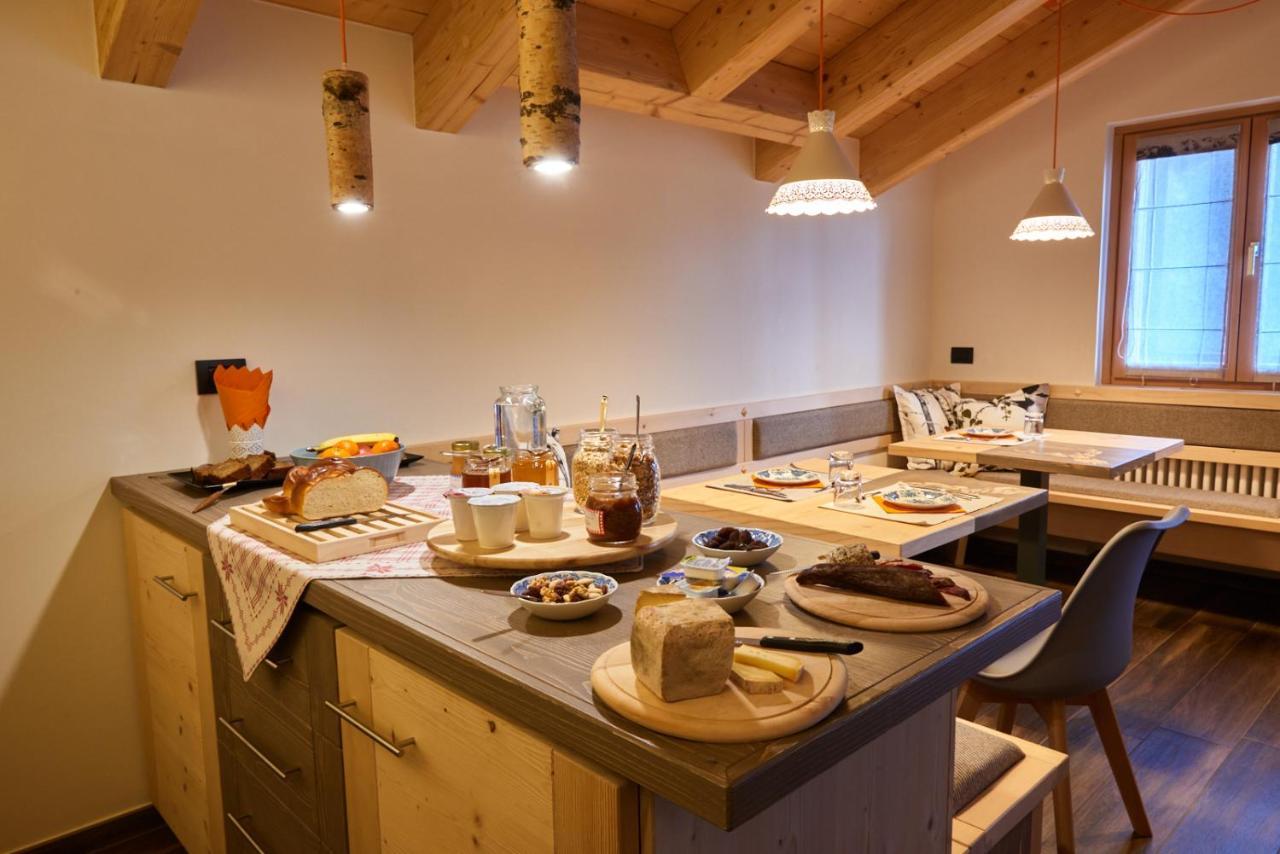 Piodahaus B&B Piedilago Bagian luar foto